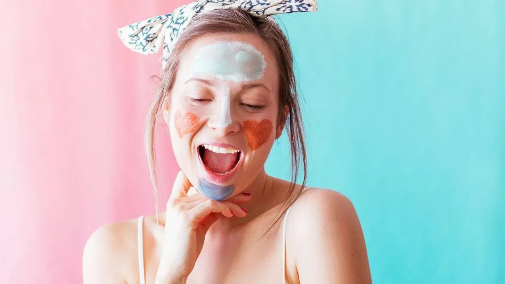 Cách chăm sóc da hỗn hợp bằng phương pháp Multi-Mask Cách chăm sóc da hỗn hợp bằng phương pháp Multi-Mask