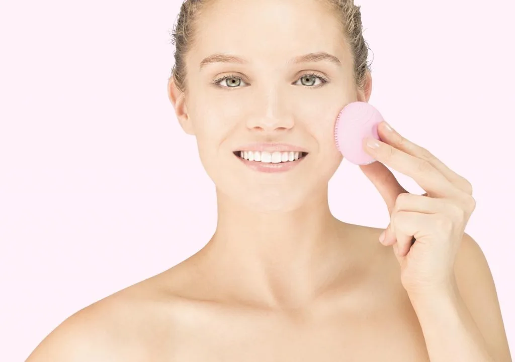 3 sản phẩm nâng tầm hiệu quả các bài massage mặt tại nhà 3 sản phẩm nâng tầm hiệu quả các bài massage mặt tại nhà