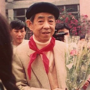 Hình ảnh Fujiko F. Fujio (cha đẻ Doraemon) tại Hà Nội.