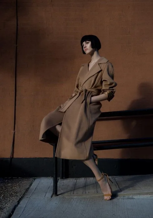 Lida Fox nàng thơ của nhà thiết kế thời trang Hedi Slimane Lida Fox nàng thơ của nhà thiết kế thời trang Hedi Slimane