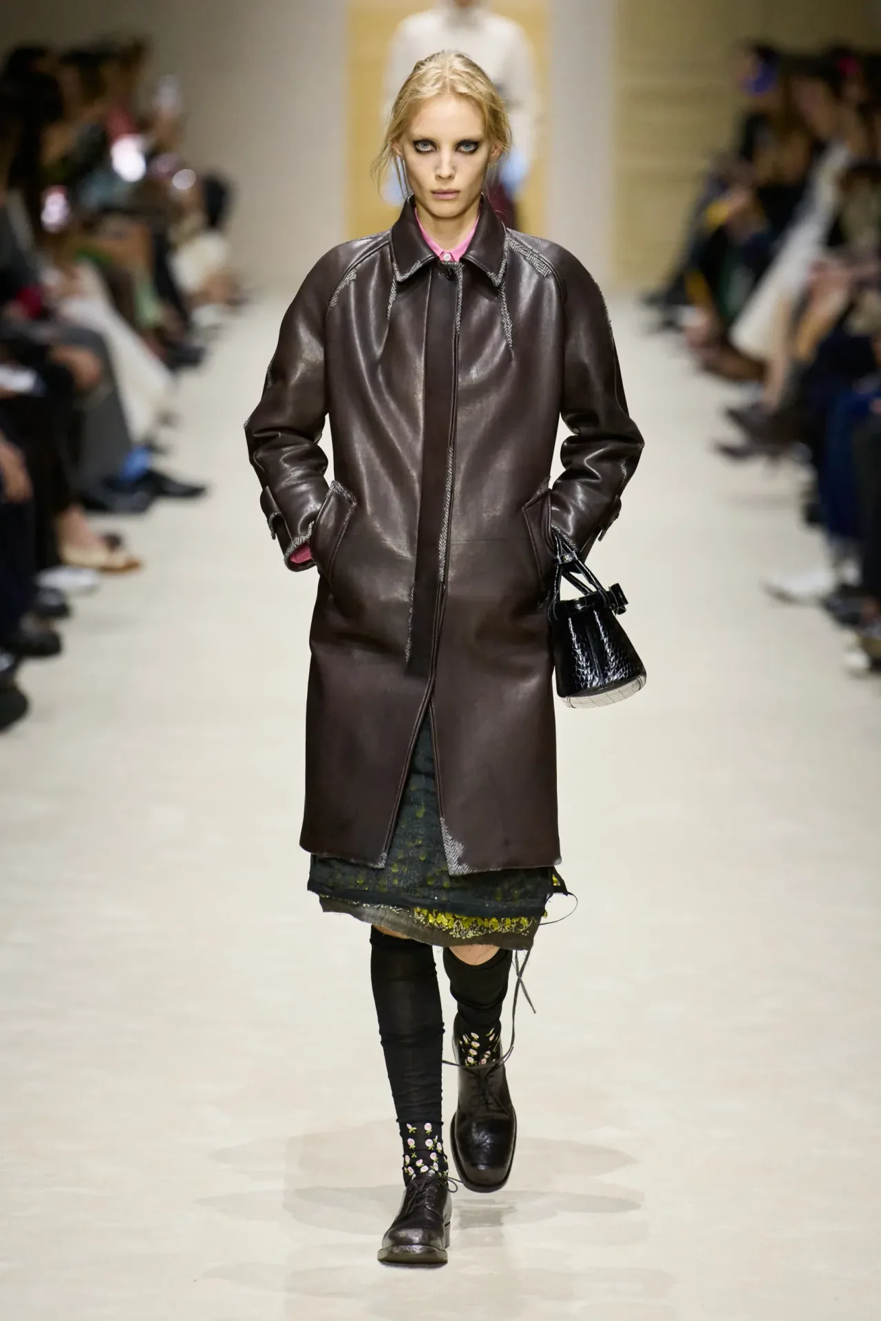 Prada Thu-Đông 2026