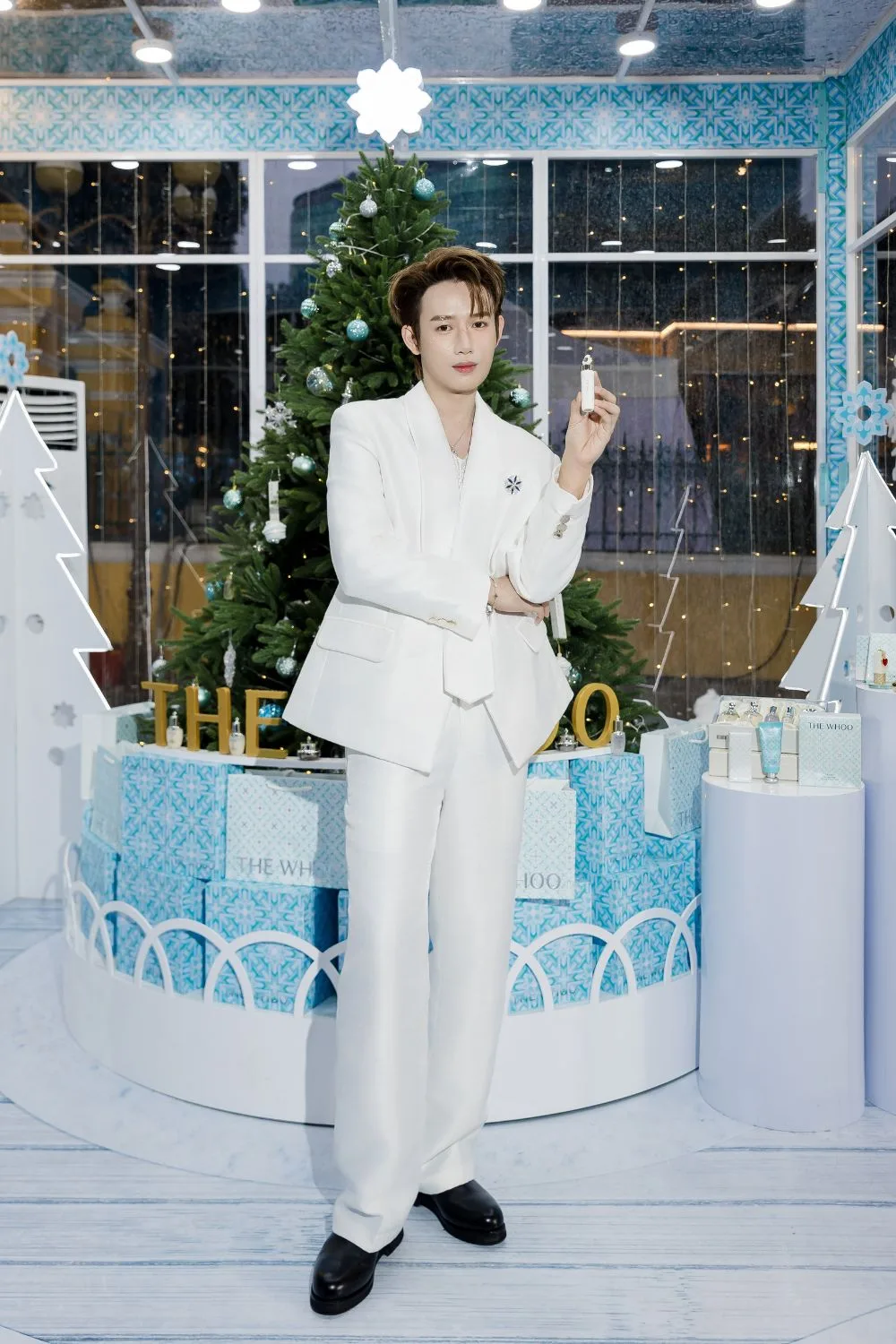 Sự kiện First Snow - Love Glow Hồ Đông Quan