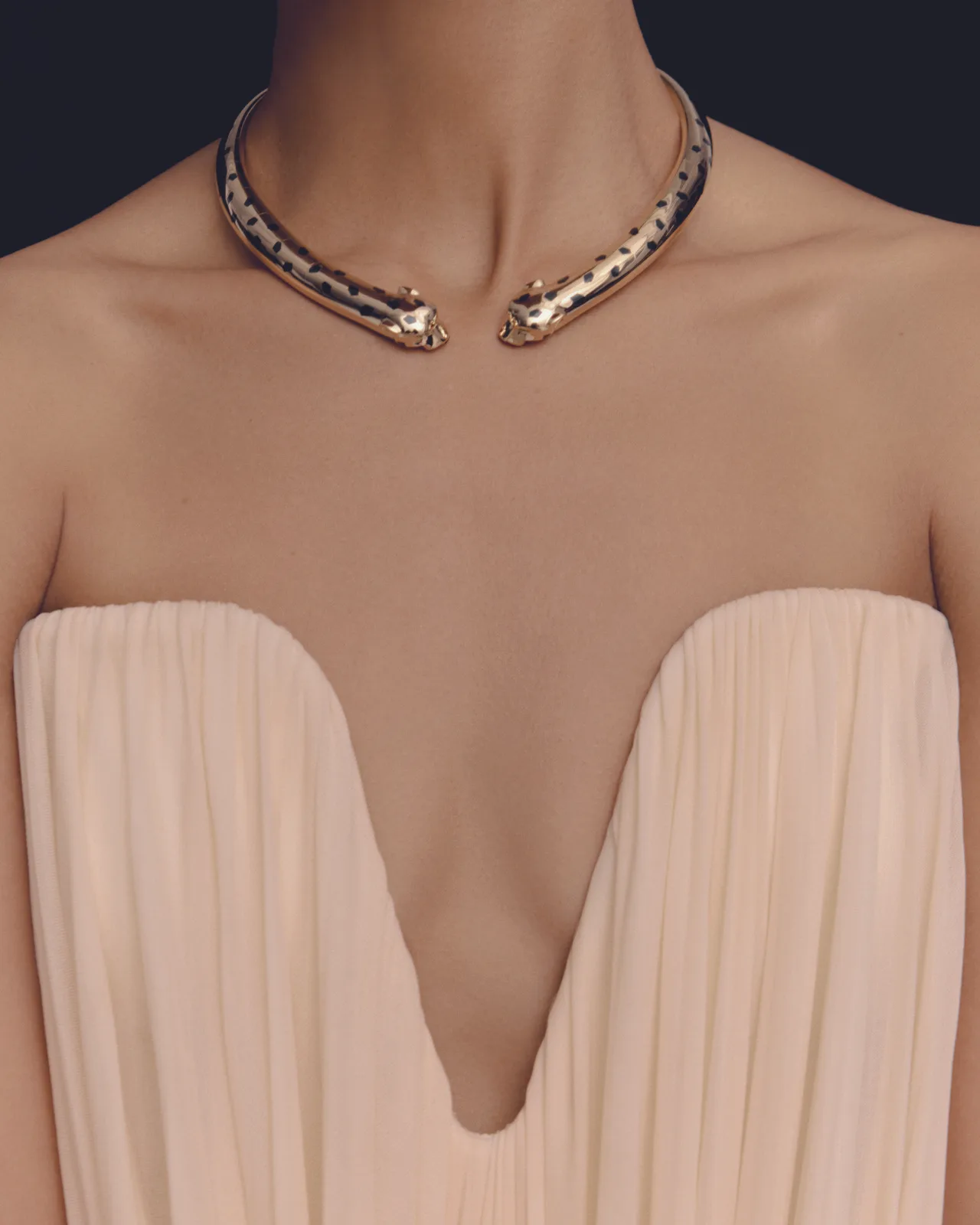 Vòng cổ Zoe Saldaña x Panthere