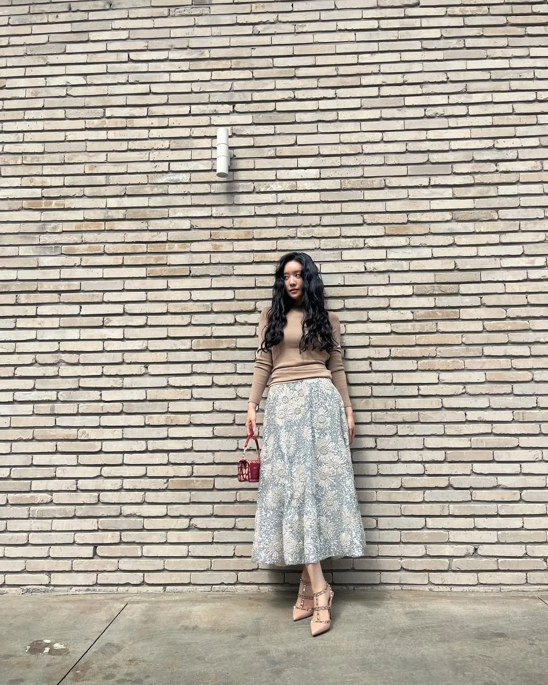 phong cách nhẹ nhàng của cha joo young nữ chính the queen who crowns
