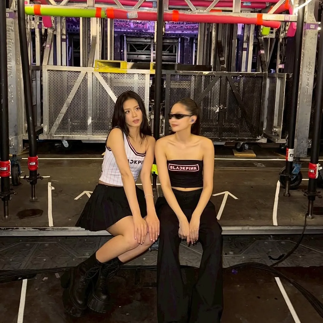 áo quây merch DEADLINE