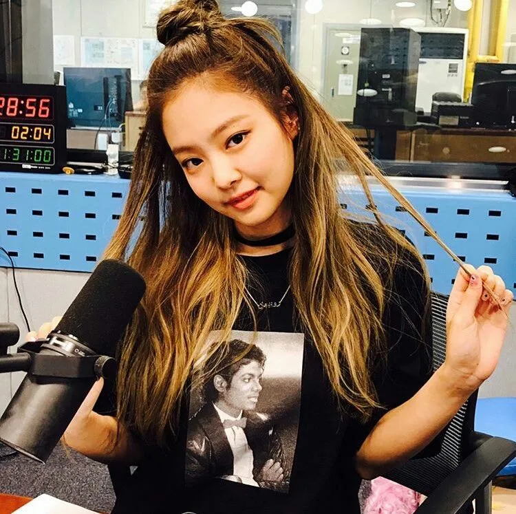 Jennie Black Pink 12