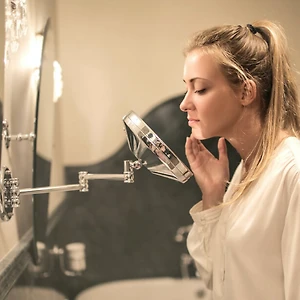 Trị mụn trứng cá với dầu gội đầu, bạn đã biết chưa?