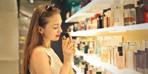 Bí quyết chọn lựa và phân loại nước hoa cho phái đẹp ELLE VN