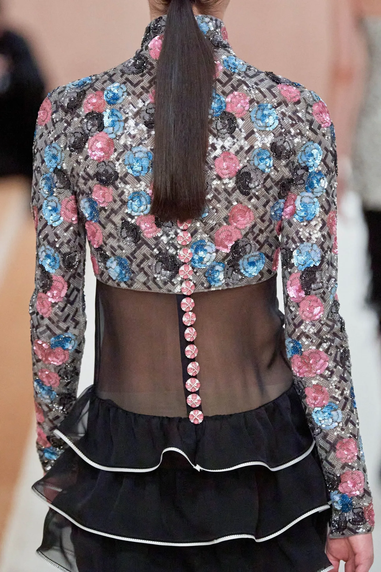 Chanel Couture Xuân Hè 2022 detail look 106