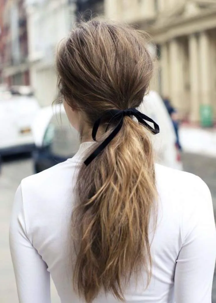 Tóc đuôi ngựa chưa bao giờ duyên dáng đến thế! ELLE VN
