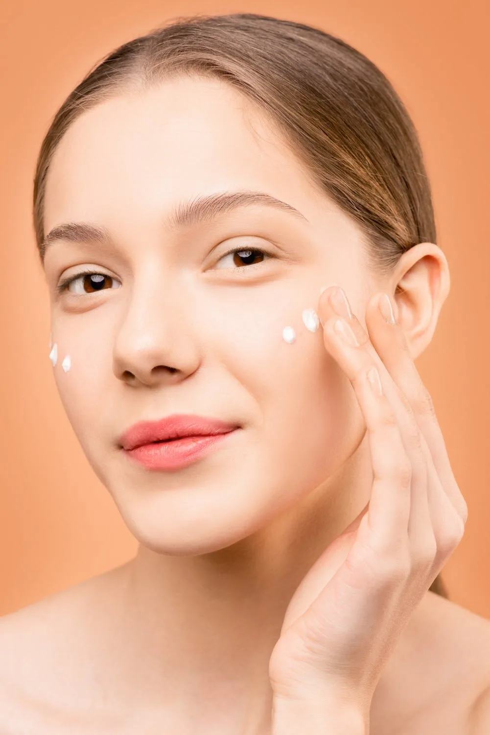 Dưỡng ẩm giúp da chống lão hóa Dưỡng ẩm giúp da chống lão hóa