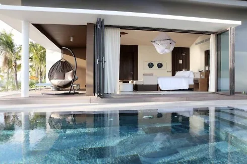 Villa với bể bơi riêng dành cho những quý khách muốn có không gian riêng tư.