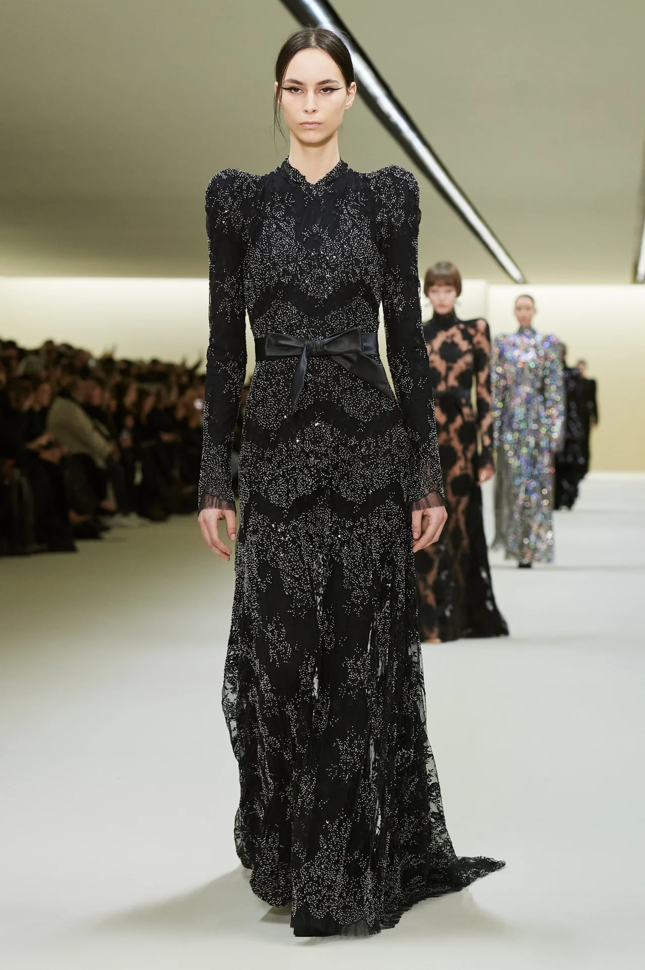00050-balenciaga-fall-2023-ready-to-wear-credit-gorunway