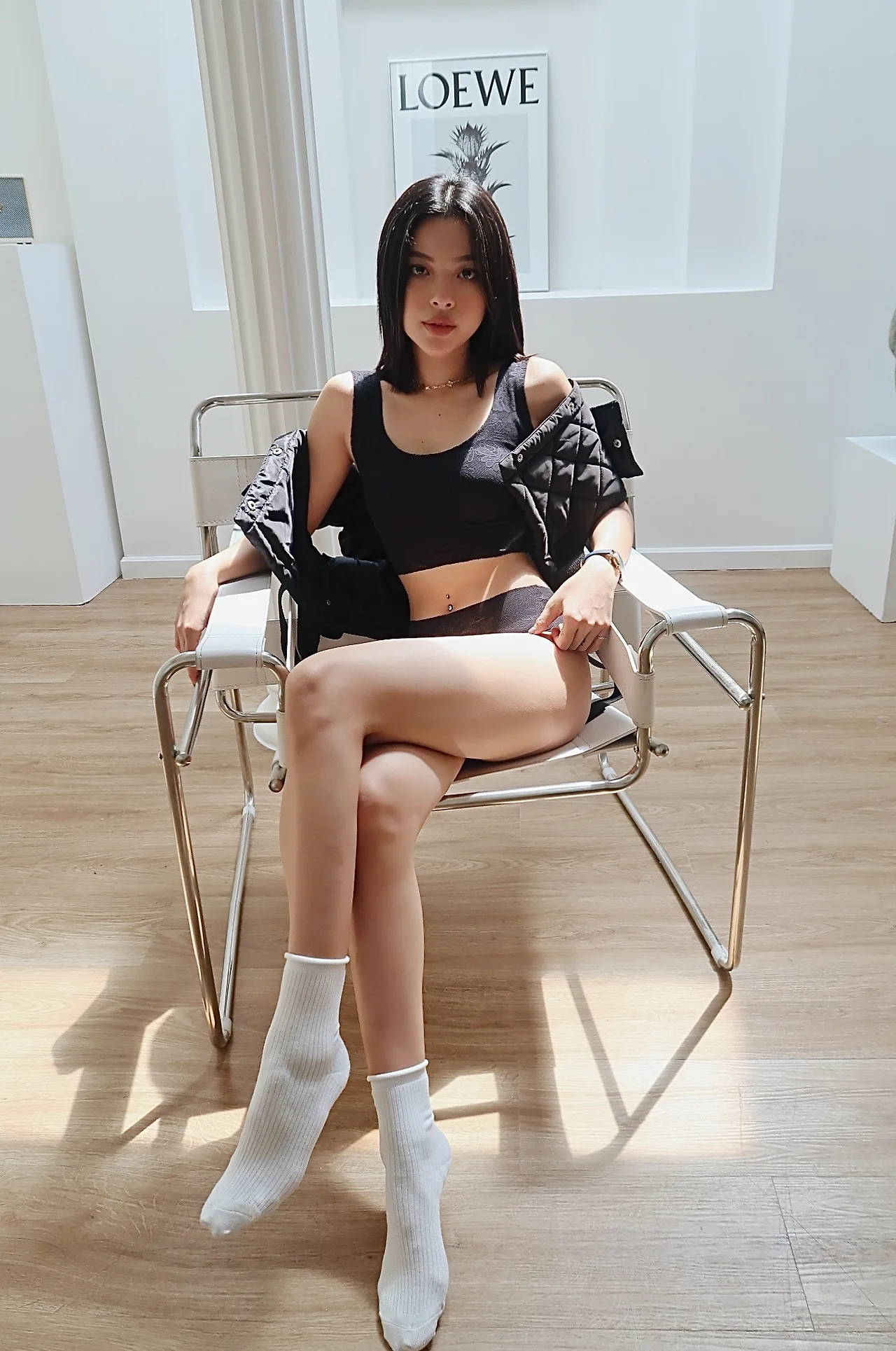 Tú Hảo gợi ý mix n match nội y theo phong cách Parisian Chic