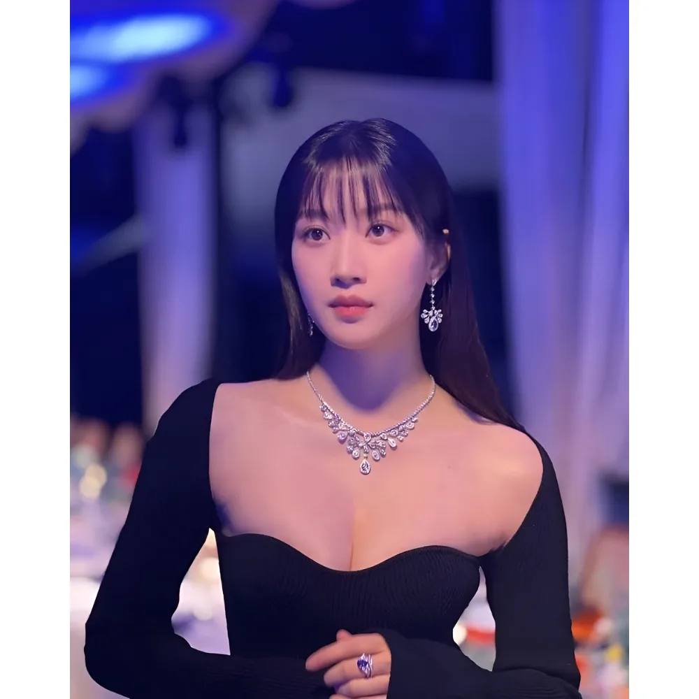 Tóc mái thưa của nữ diễn viên Hàn Quốc Moon Ga Young.