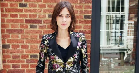 Alexa Chung ra mắt thương hiệu thời trang ALEXACHUNG-3
