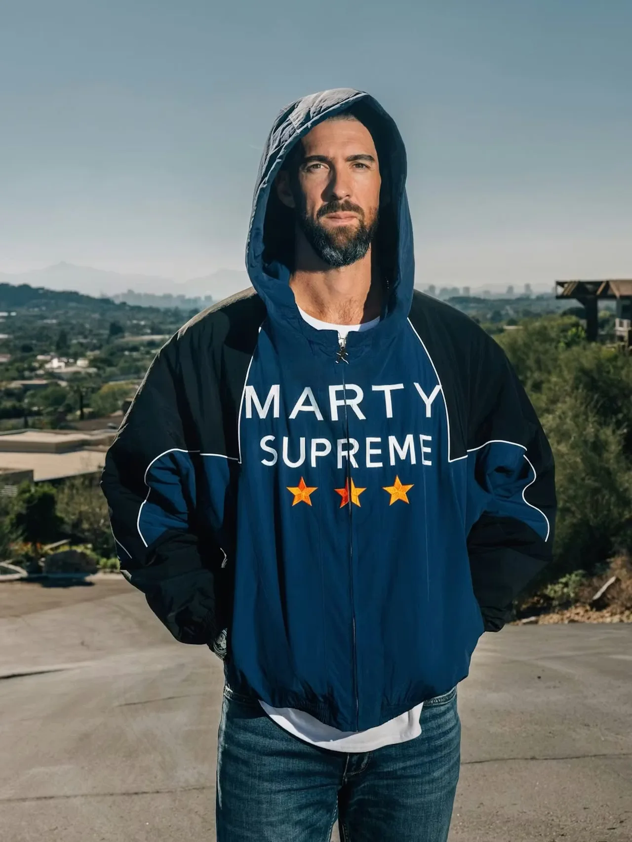 Michael Phelps diện áo Marty Supreme