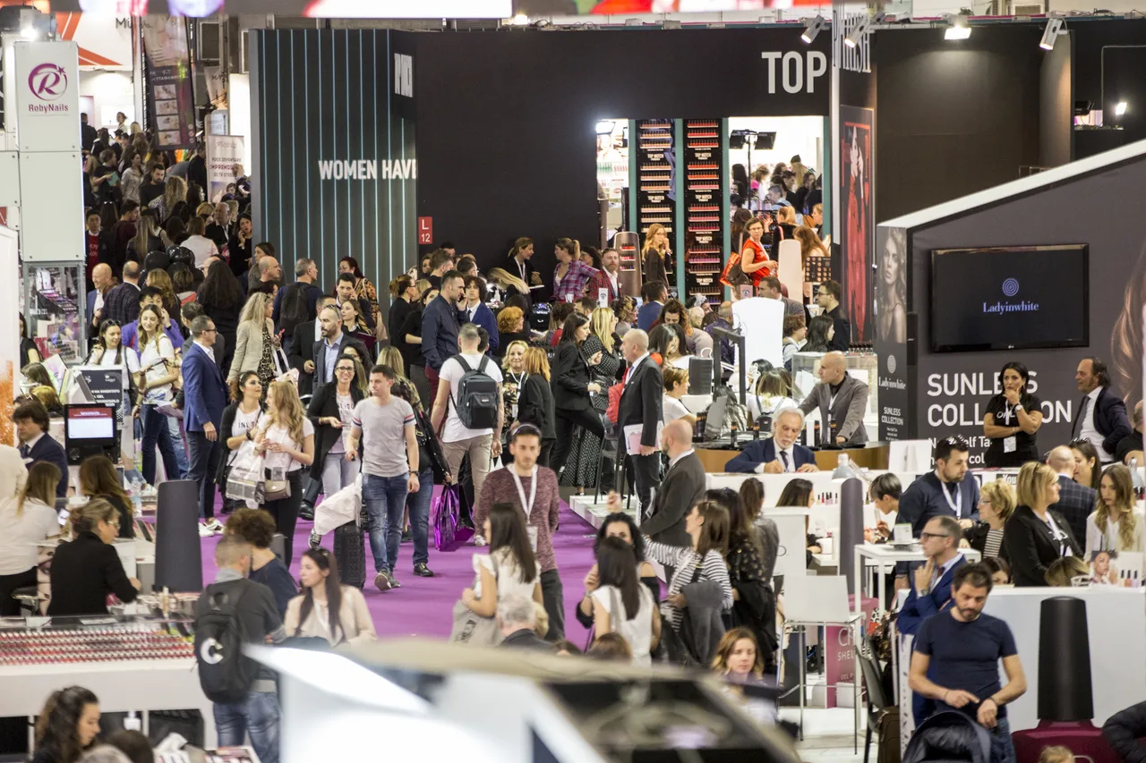 Hình ảnh tại Cosmoprof Worldwide Bologna