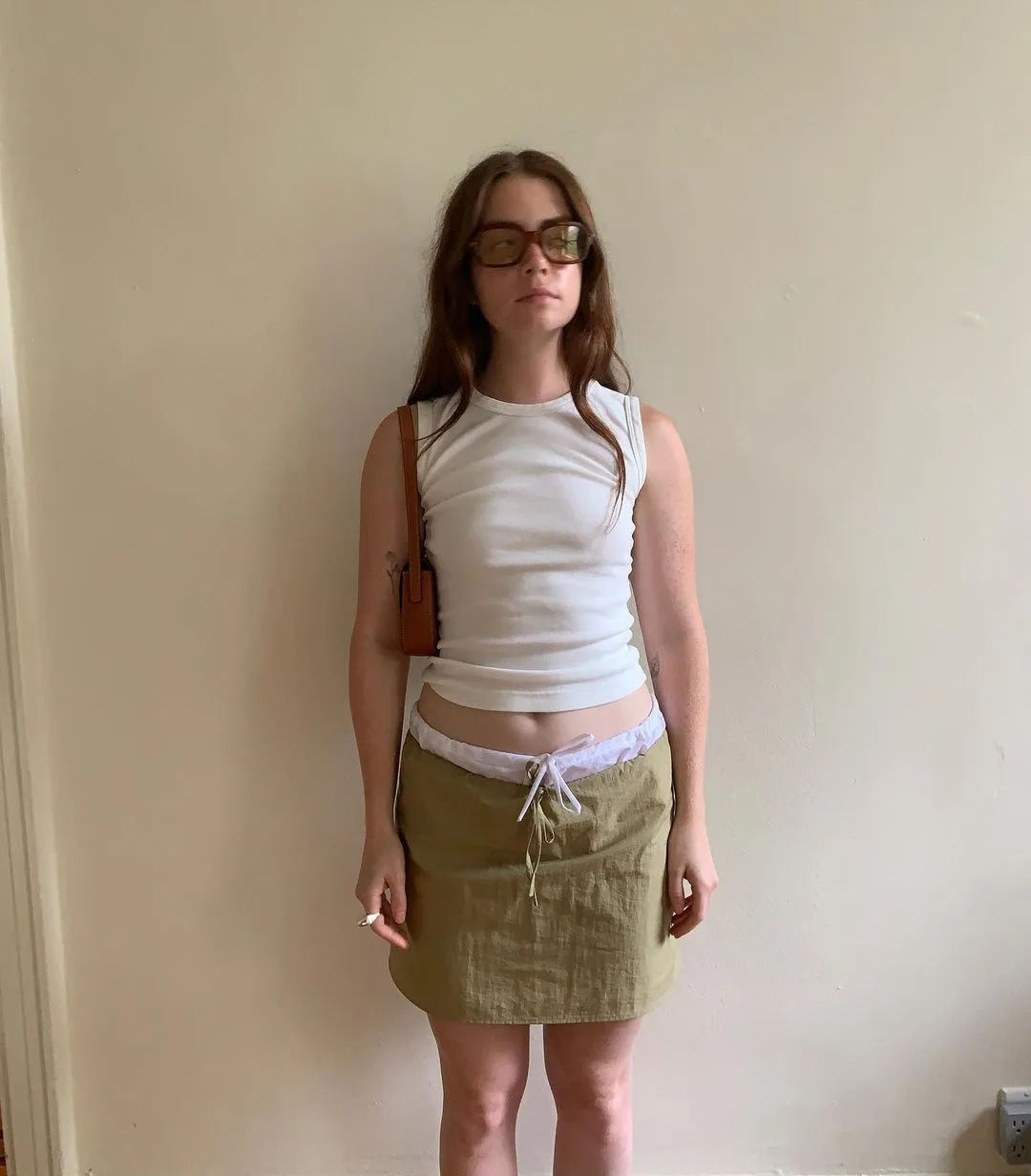accidentalinfluencer váy kaki đồng quê
