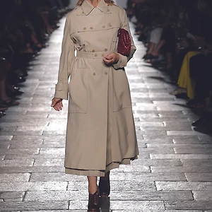 “The Lauren 1980” tại BST Xuân-Hè 2017 của Bottega Veneta