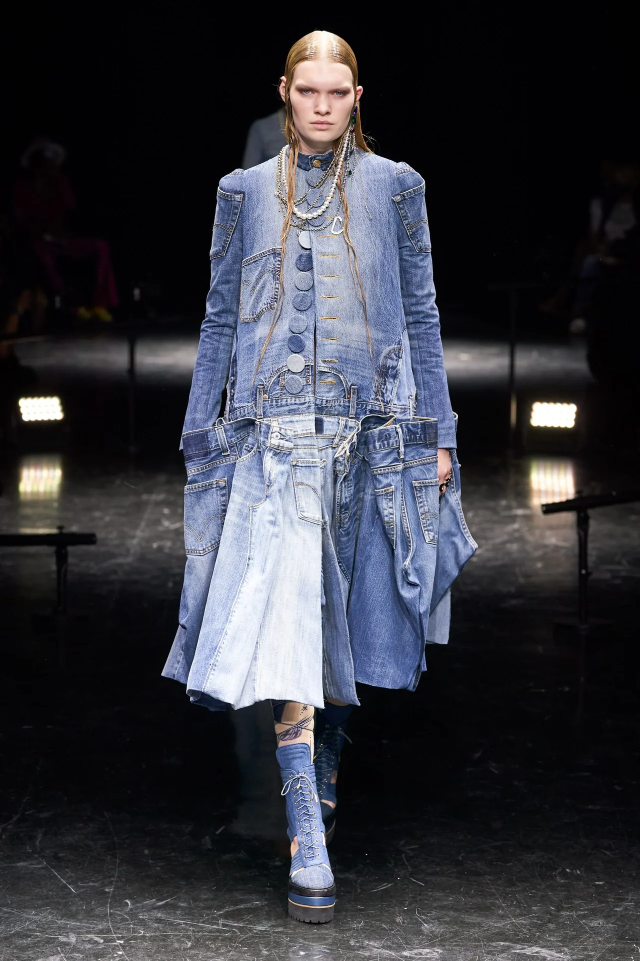 HC Look 19