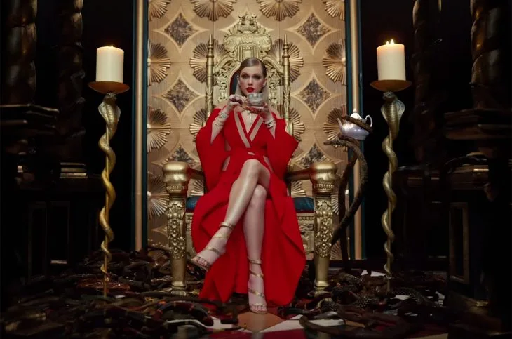 Album Reputation của Taylor Swift ra mắt: Dự doán sẽ lập kỷ lục album có lượng tiêu thụ nhanh nhất - ELLE Việt Nam