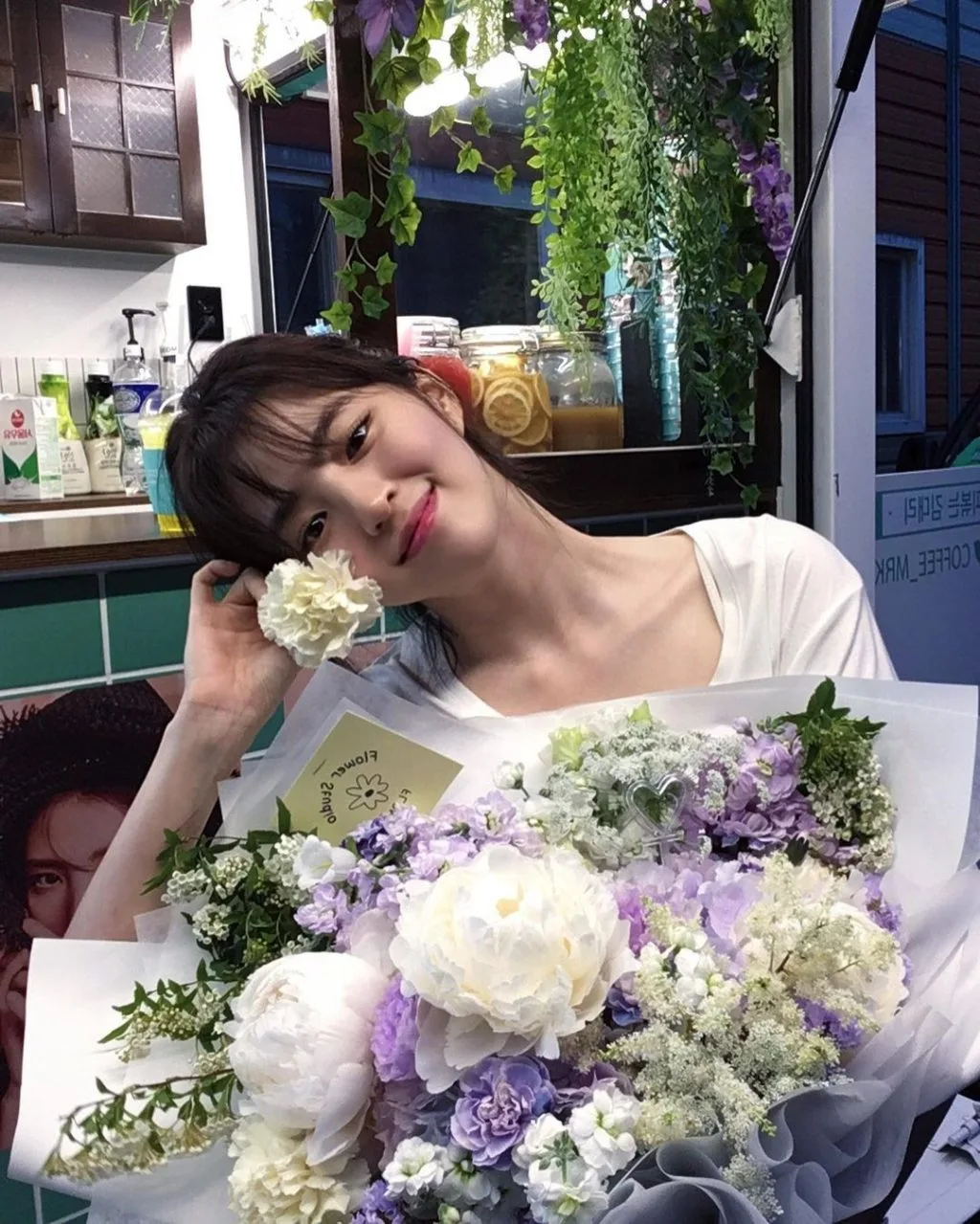 Han So Hee và những bí quyết kiến tạo nên vẻ đẹp vạn người mê han so hee chiếm trọn trái tim khán giả từ diễn xuất đến ngoại hình