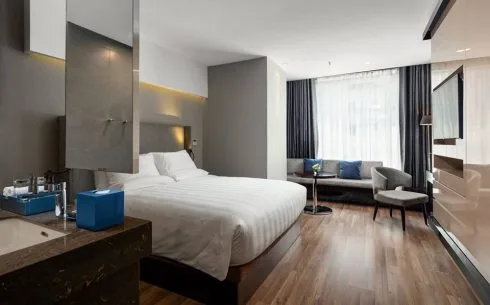 Khách sạn Novotel Suites Hà Nội