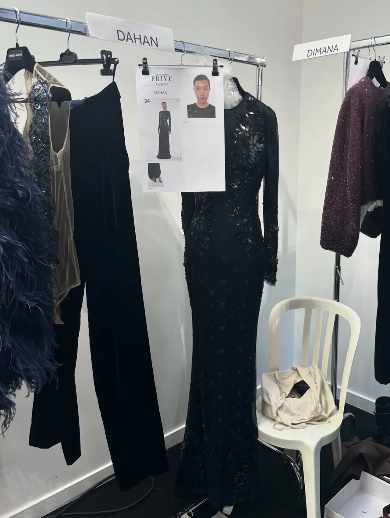 Dahan chia sẻ ảnh hậu trường tại Tuần lễ thời trang Paris Haute Couture 2026