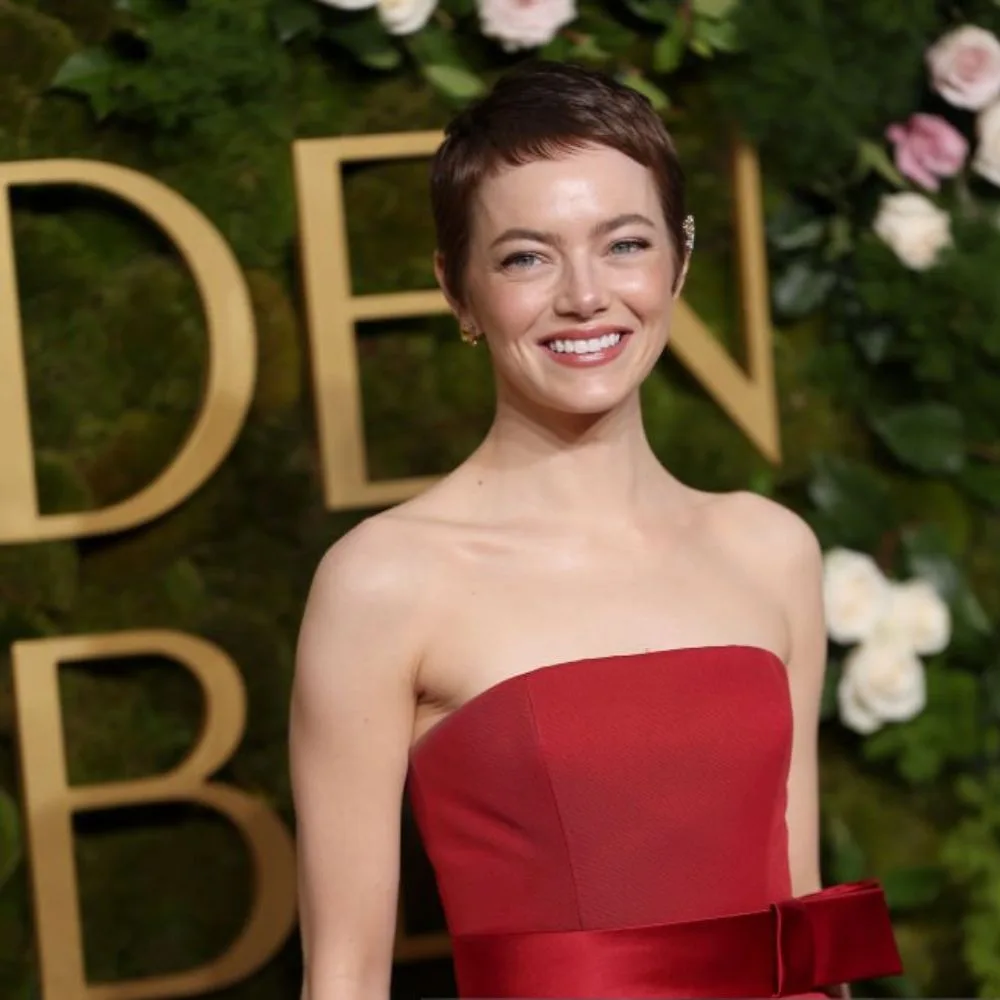 Emma Stone cùng mái tóc pixie tại Golden Globe Awards