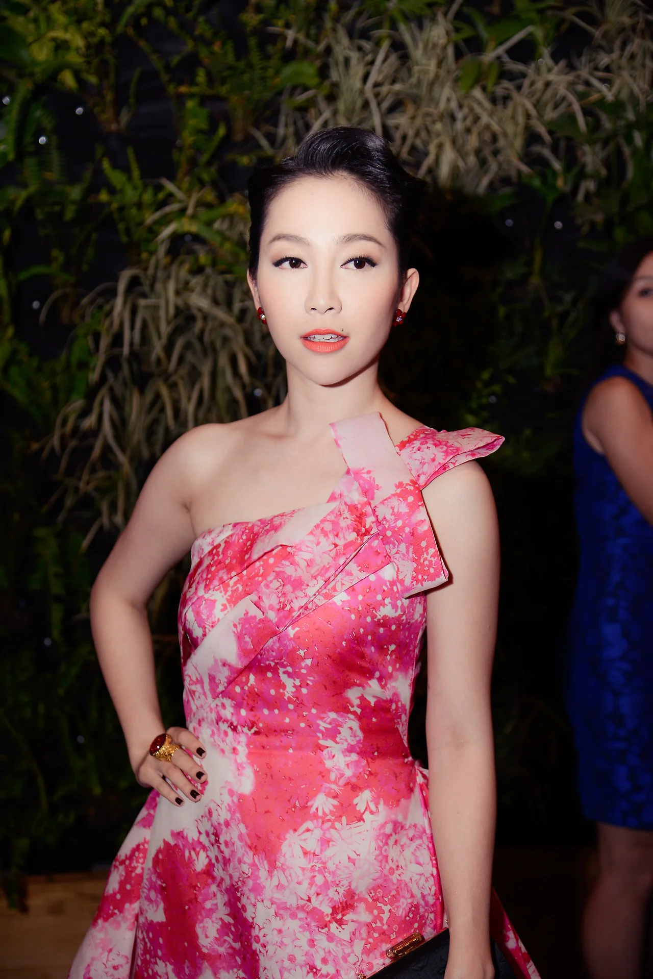 ellevn linh nga phuong my
