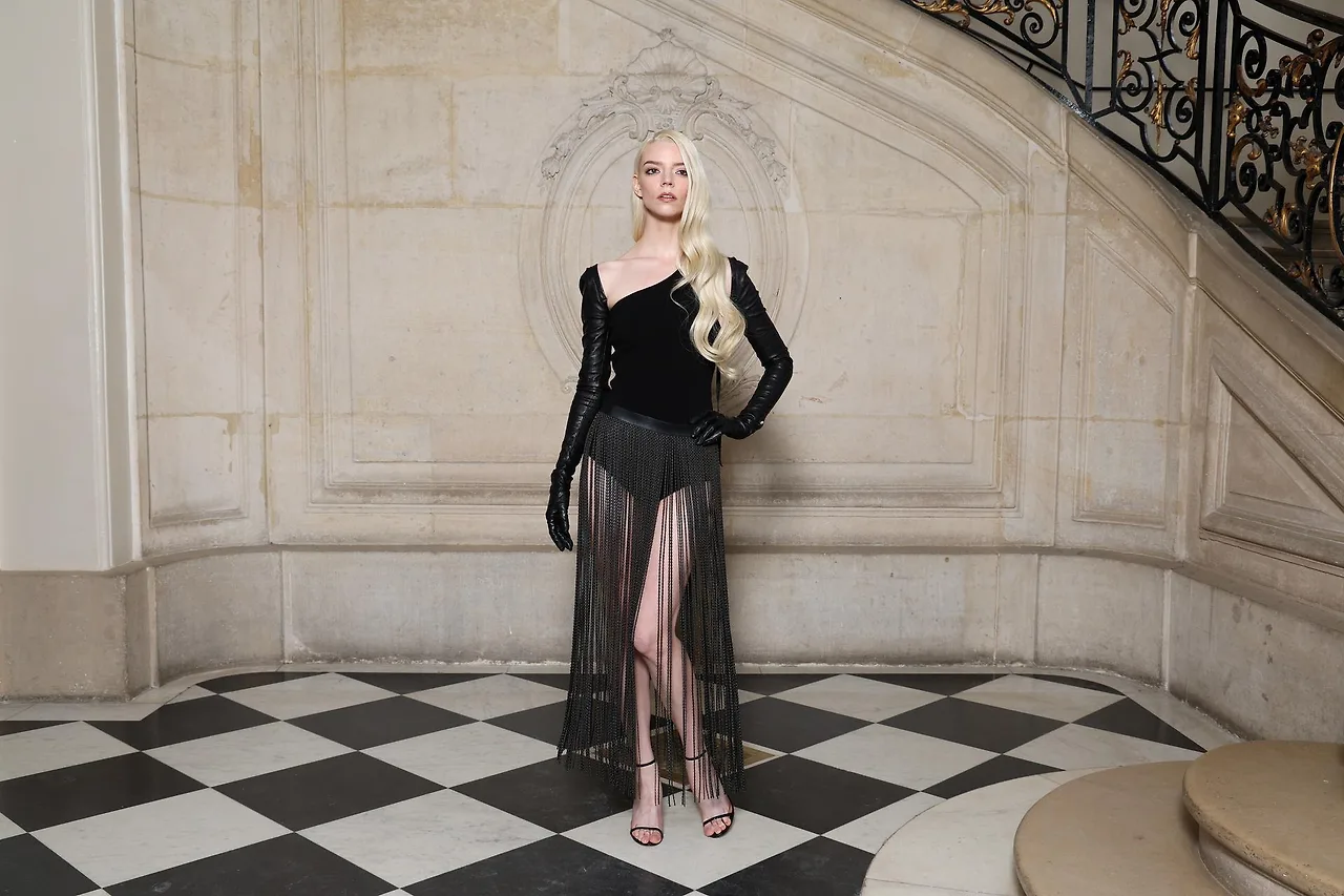 Anya Taylor-Joy diện thời trang Dior Haute Couture 2025