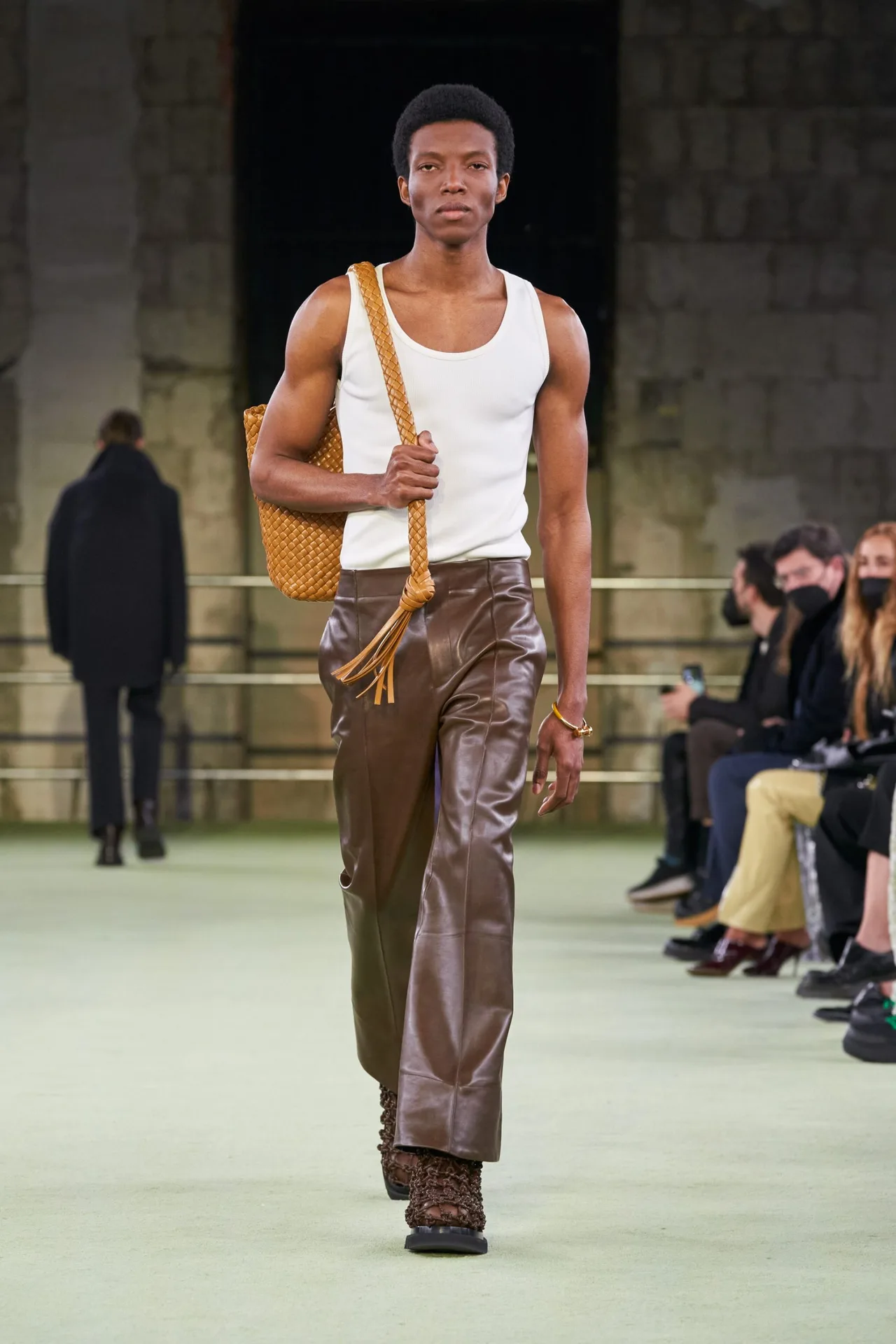 bottega veneta thu đông 2022 look 22