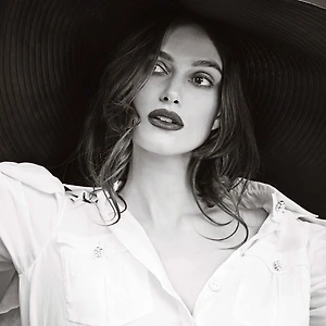 nữ diễn viên Keira Knightley