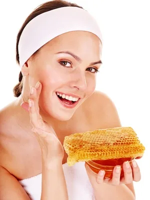 facial masks of honey.