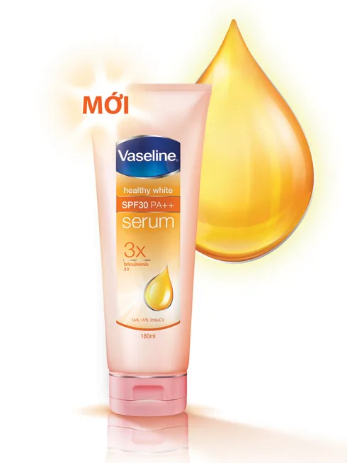 Tinh chất dưỡng thể Vaseline serum SPF 30 mới, giúp dưỡng trắng và chống nắng gấp 30 lần* nhờ vào: SPF 30: Bảo vệ da khỏi tác hại của tia UVB 96% (tác nhân làm da bị cháy nắng) PA++: Tăng cường bảo vệ da khỏi tác hại của tia UVA (tác nhân làm da sạm đen, không đều màu và thâm nám). Vitamin B3: giúp dưỡng trắng da *chống tia UVB lâu hơn so với vùng da không dùng sản phẩm chống nắng