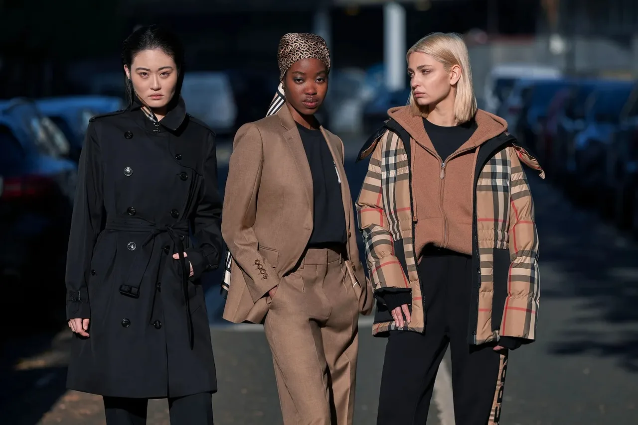burberry và my wardrobe hợp tác