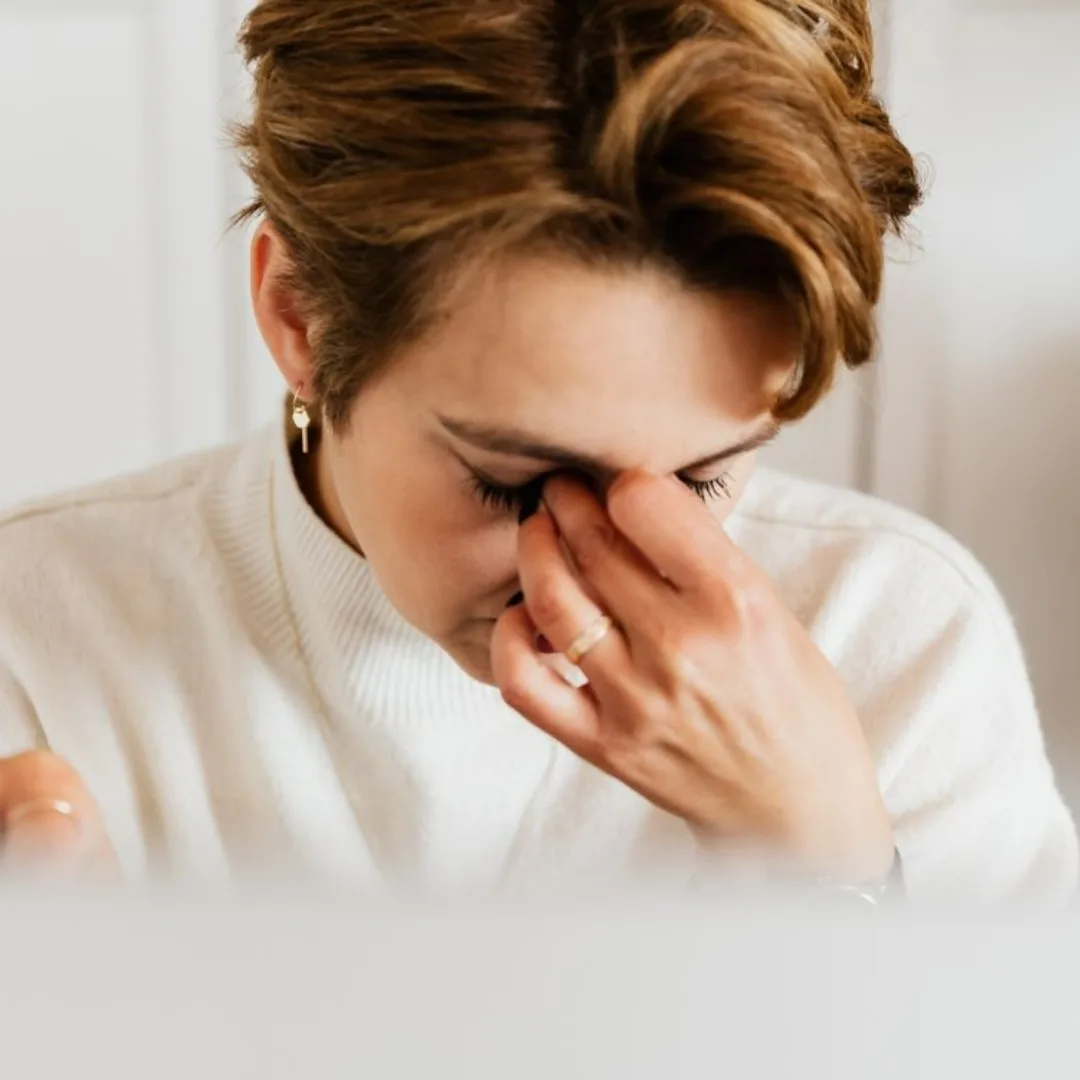 Tình trạng stress kéo dài có thể gây sụt cân như Shinji