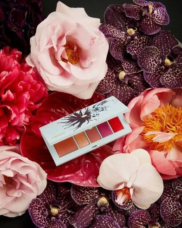 Phấn môi Poison Rose – Xu hướng son không thể bỏ lỡ trong mùa hè 2018 Phấn môi Poison Rose – Xu hướng son không thể bỏ lỡ trong mùa hè 2018
