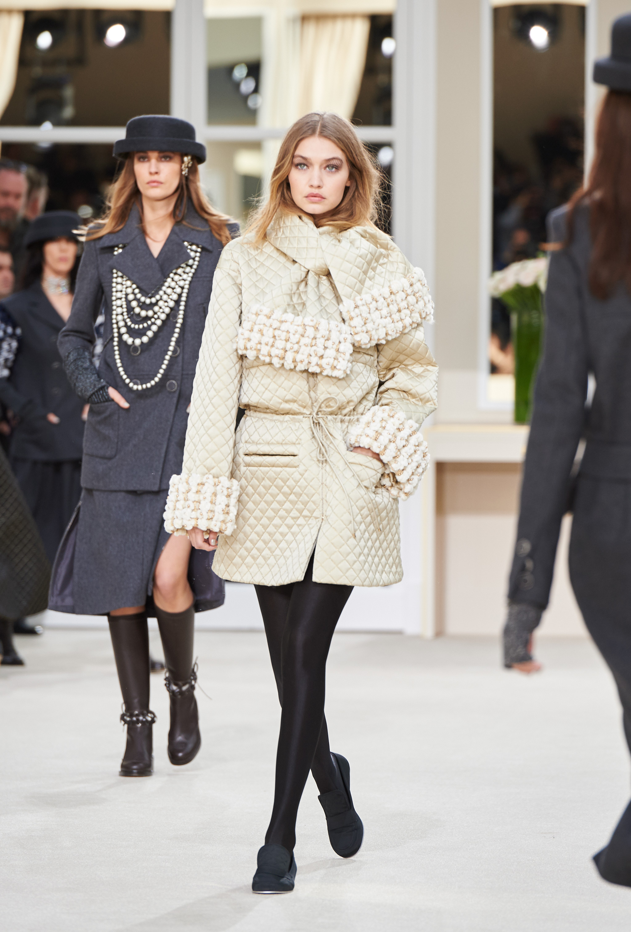 Bộ sưu tập Chanel Thu Đông 2016 ELLE VIETNAM