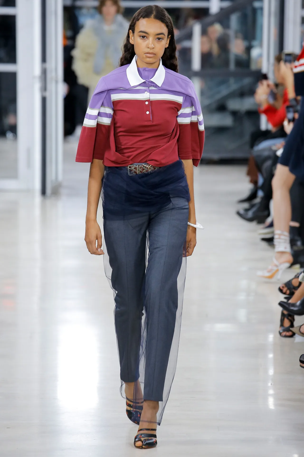 Paris Fashion Week Spring 2018 Y/Project: Sự sáng tạo không ngừng nghỉ