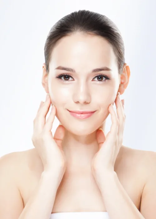 Top 10 sản phẩm kem dưỡng ẩm cho da mụn Top 10 sản phẩm kem dưỡng ẩm cho da mụn ELLE VN