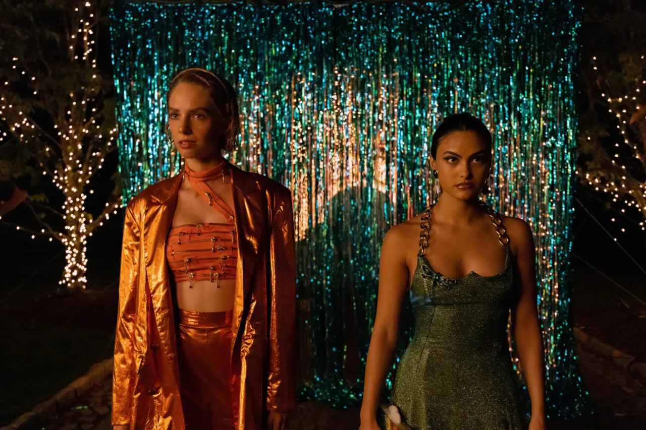 Ảnh: Phim Romy and Michele’s High School Reunion