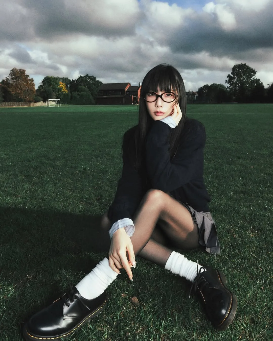 taeyeon và mắt kính gọng oval