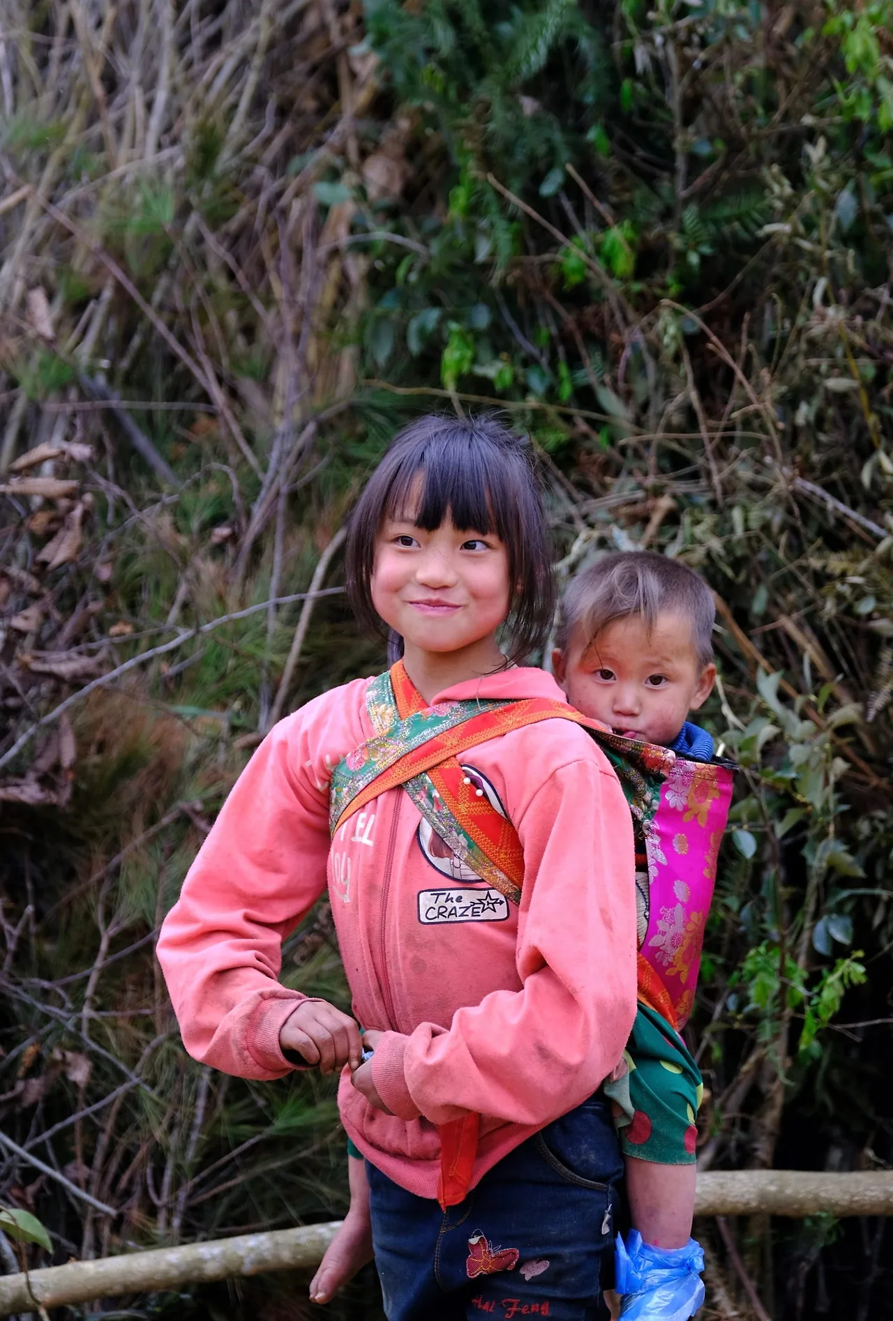 Ngắm nhìn nụ cười của những em bé vùng cao ở Hà Giang. 