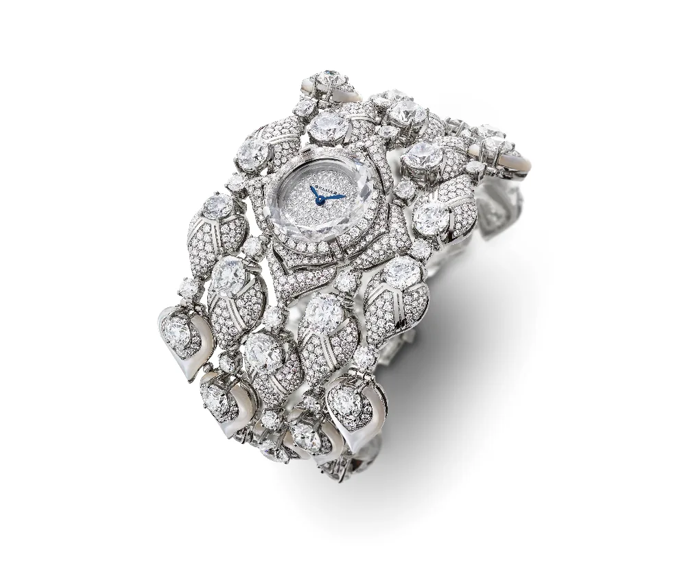 Diamond Swan