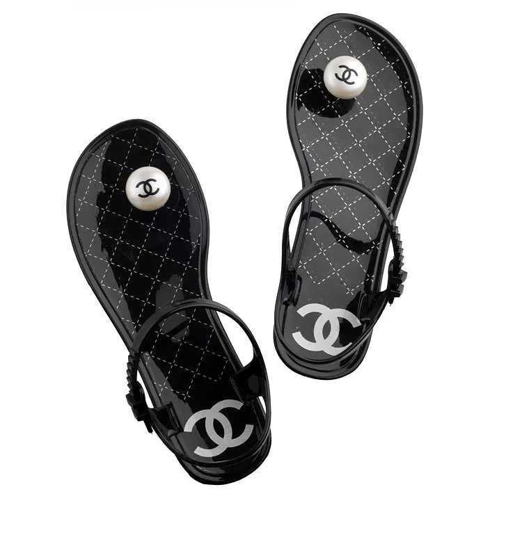 thoi trang giay dep jelly shoes chanel