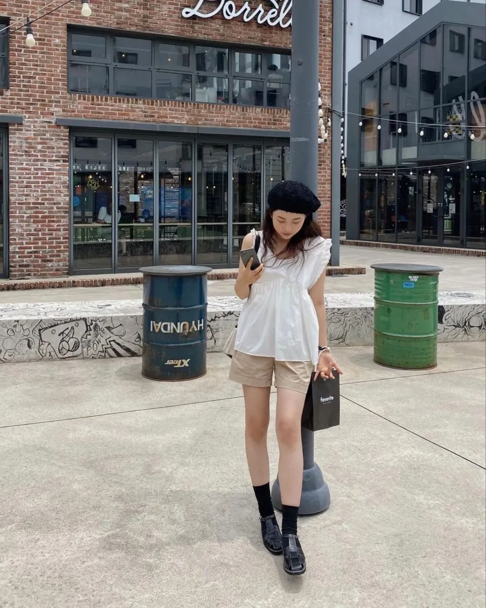 Quần short ngày mưa