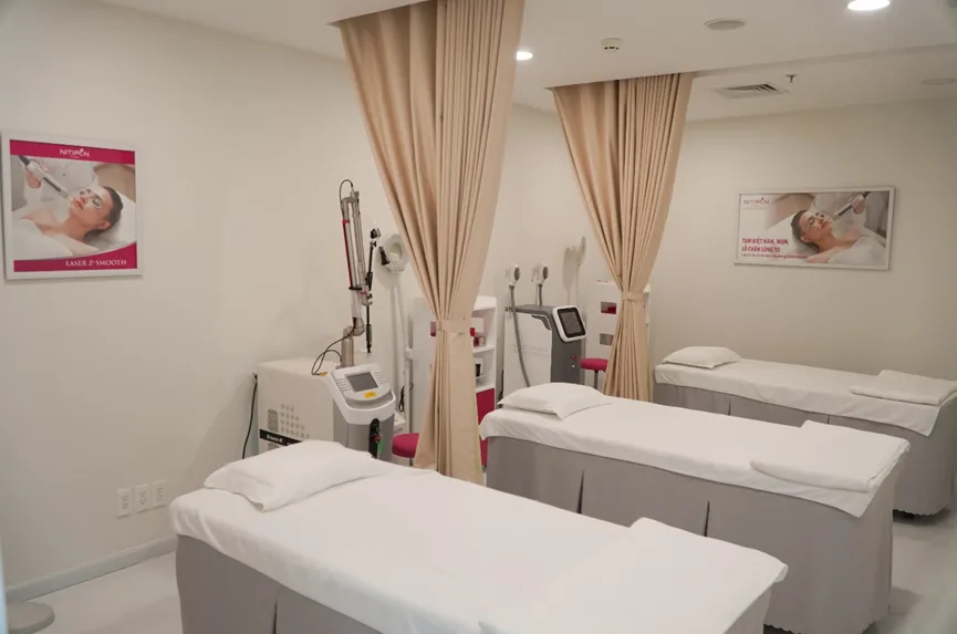 Nitipon Clinic 03