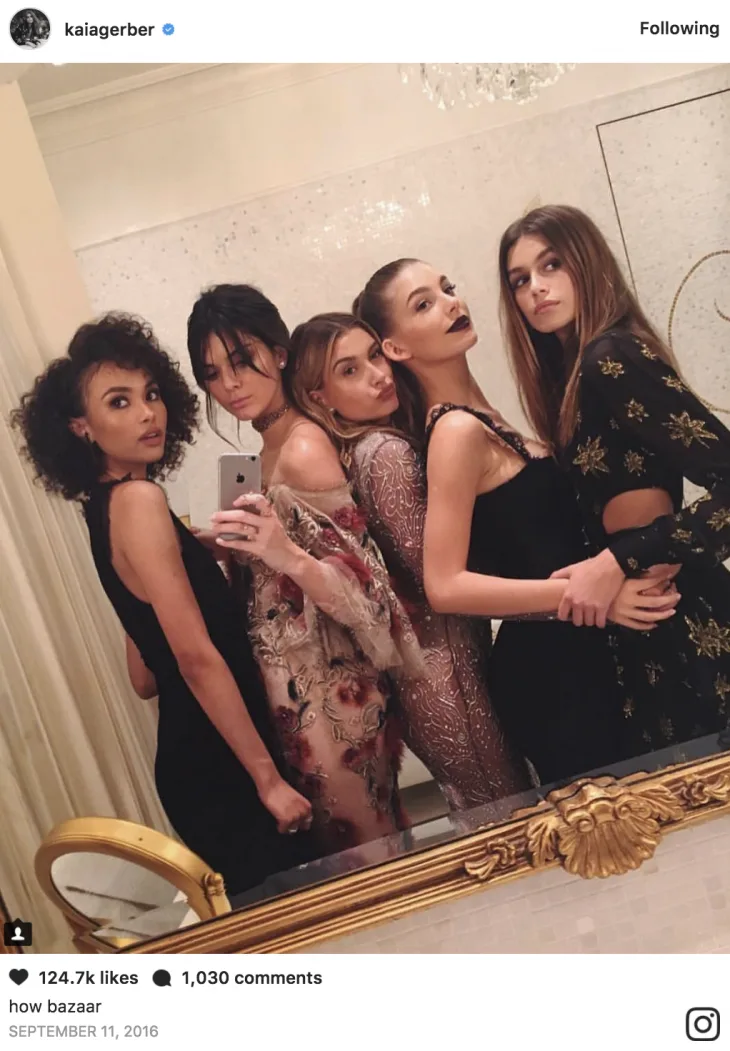 Những điều cần biết về cuộc sống của con gái Cindy Crawford, Kaia Gerber- ELLE Việt Nam